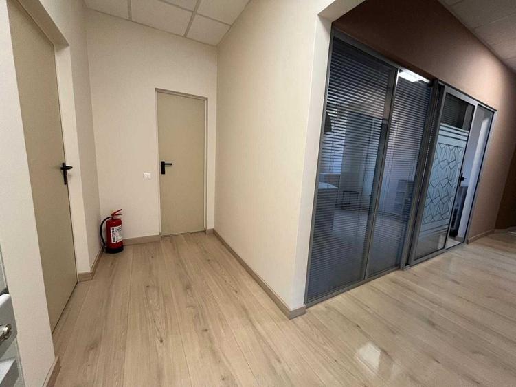 Spațiu comercial, de 40 mp, în Exterior Vest