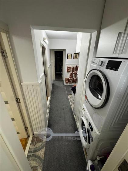 Apartament cu 4 camere decomandat în Cug