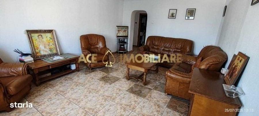 Apartament cu 4 camere în Calea Călărașilor