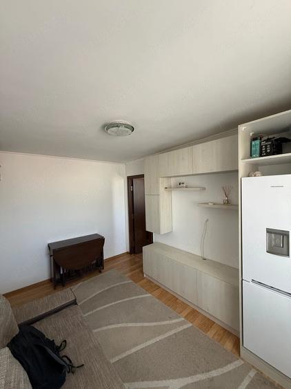 Apartament cu 3 camere semidecomandat în Gheorgheni