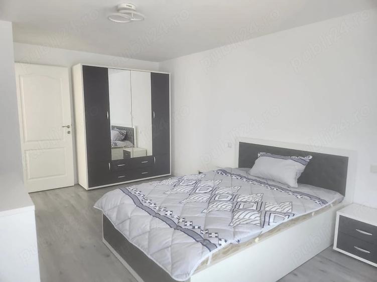 Casă cu Teren 1200 Mp în Nepos