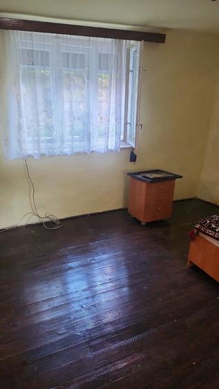 Casă cu 2 camere cu Teren 45 Mp în Central