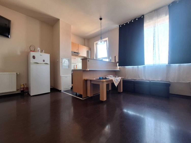 Apartament cu 2 camere decomandat în UTA