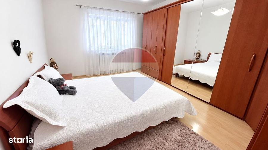 Casă cu 4 camere în Cioplea