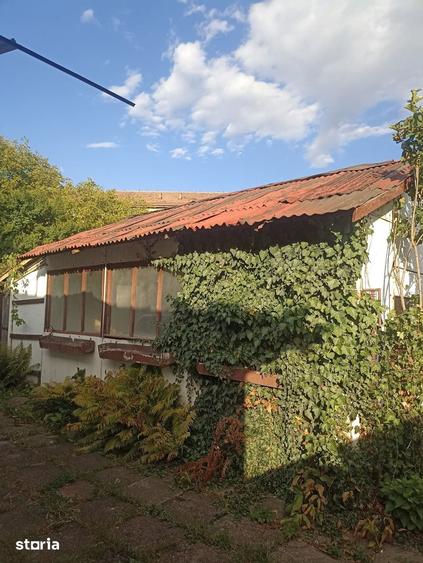 Casă cu 2 camere cu Teren 625 Mp în Central