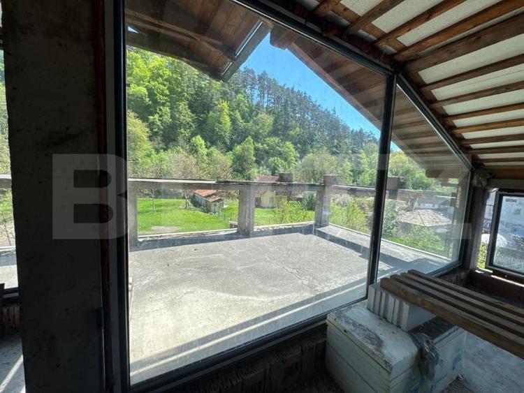 Spațiu comercial, de 1,302 mp, în Sovata