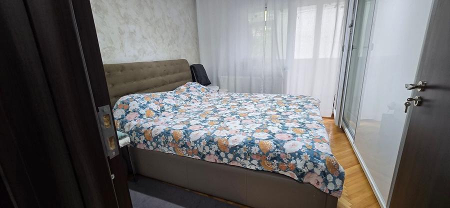 Apartament cu 3 camere decomandat, mobilat în Ultracentral