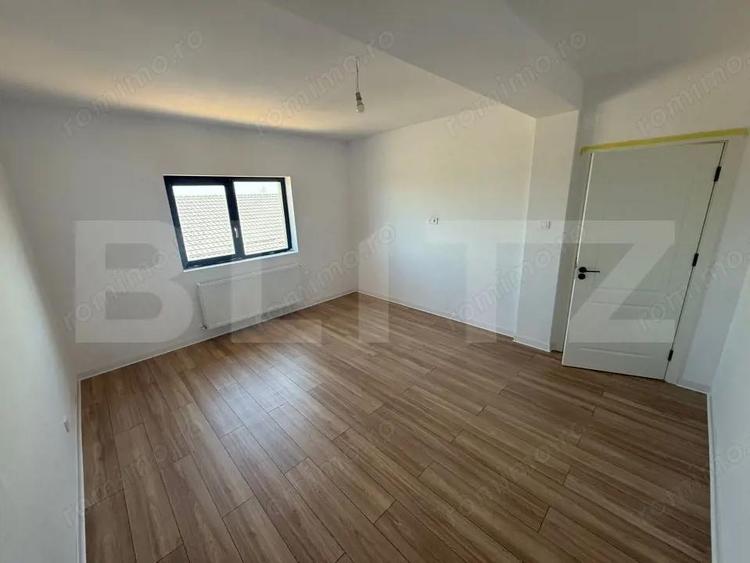 Casă cu 7 camere cu Teren 329 Mp în Central