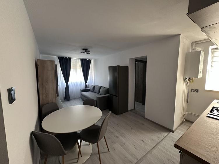 Apartament cu 2 camere semidecomandat în Central