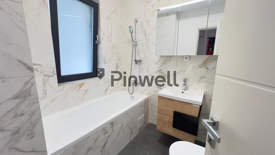 Apartament cu 3 camere decomandat, mobilat în Central
