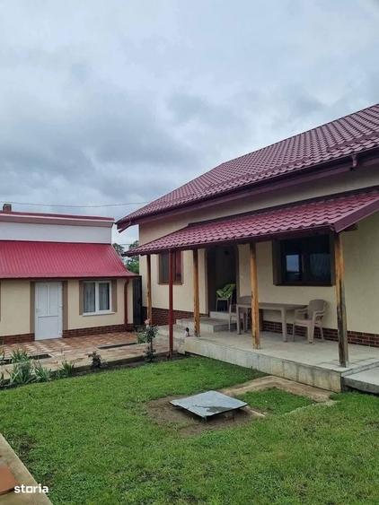 Casă cu 4 camere în Central