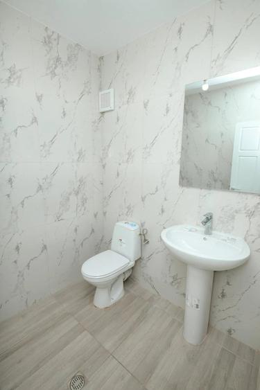 Apartament cu 3 camere decomandat în Ostroveni