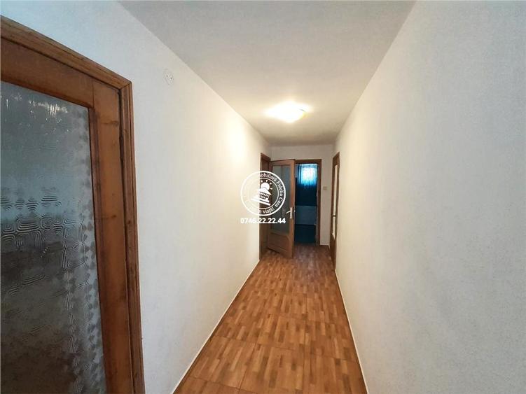 Casă cu 5 camere cu Teren 1062 Mp în Copou