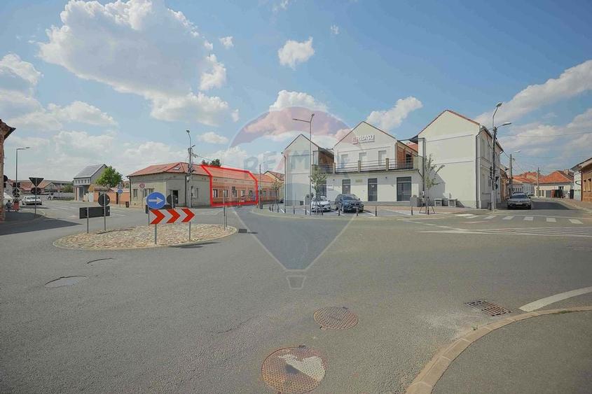 De vanzare Apartament cu 4 camere, langa Podul Centenarului - 43