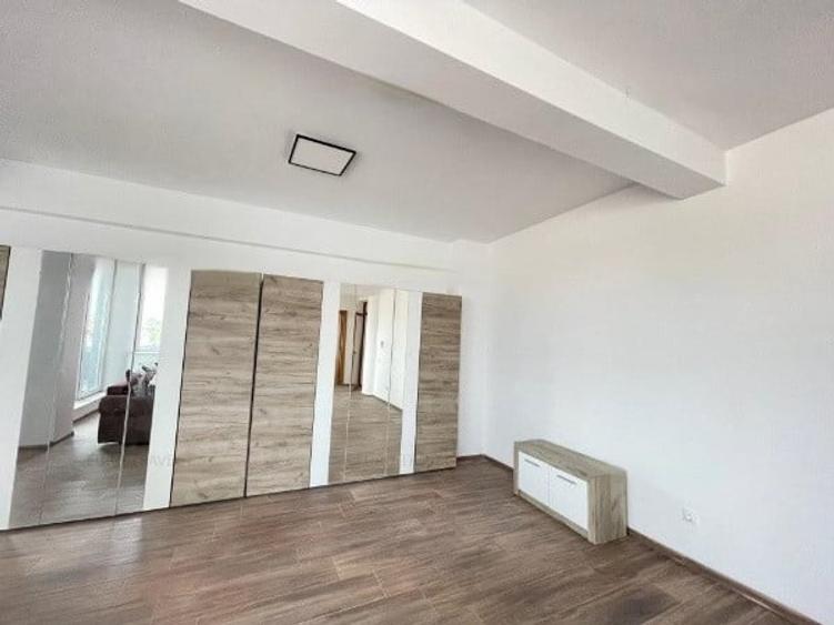 Delfinariu, spatiu IDEAL BIROURI, 120 mp., 3 camere - 3