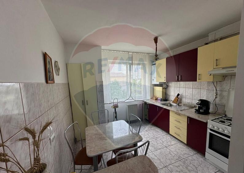 Apartament 2 camere- str. GEORGE COSBUC - 3