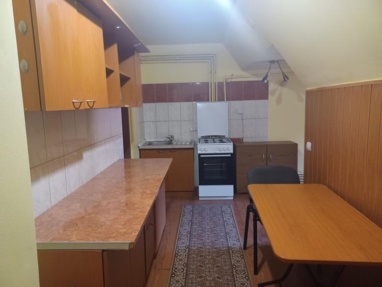 De vanzare apartament 3 camere in Centrul Vechi - 3