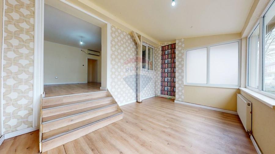 Spațiu comercial | str. Lunga 280 | 84 mp | Trafic pietonal | Vitrină - 2