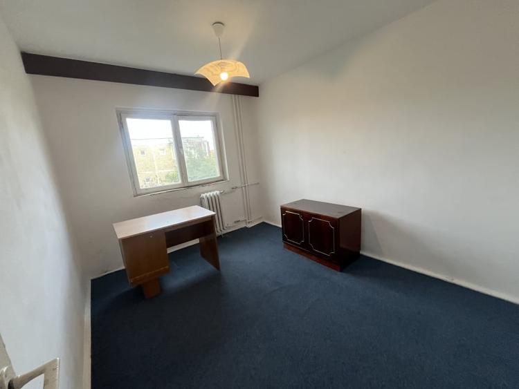 Apartament cu 3 camere Torontalului - 2