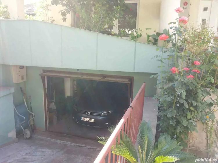 Vand imobil S+P+2E,str.Plantelor - 1