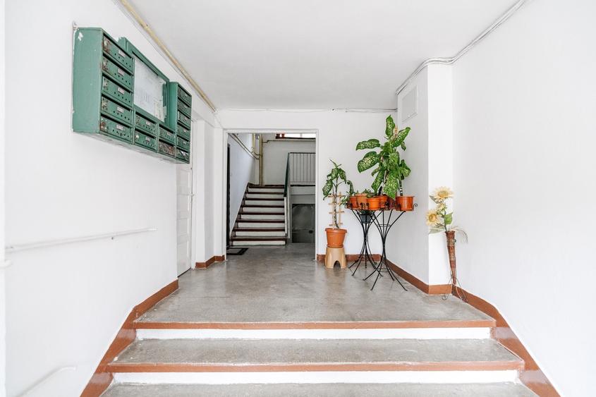 Mihai Bravu, Ploiesti - 5