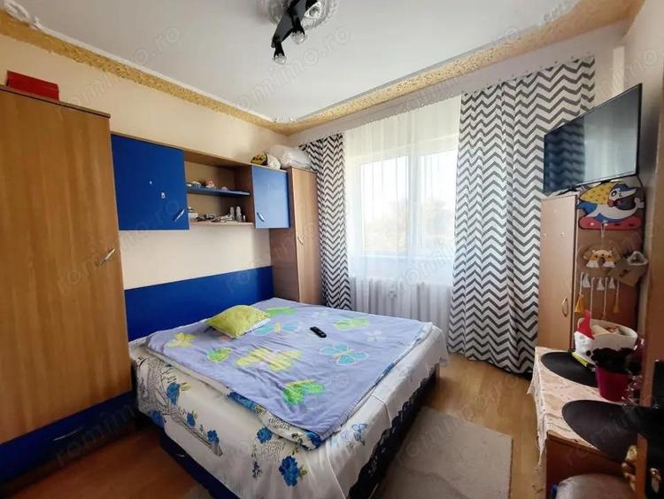 Apartament 3 camere semidecomandat, etaj 3/4, mobilat, Orizontului - 1