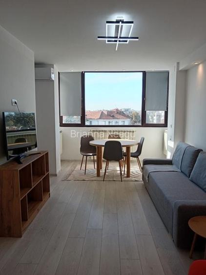 Apartament de inchiriat, 3 camere // Zona Dorobanti