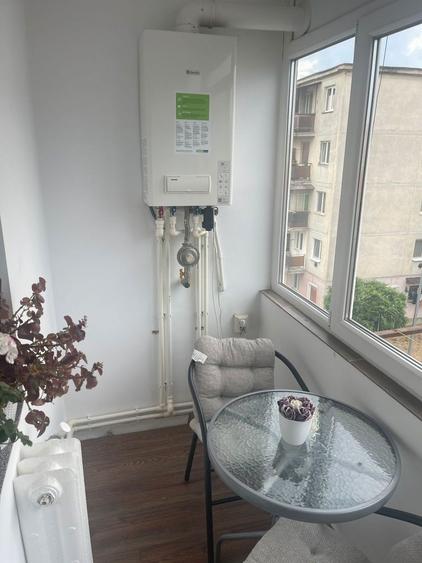 Inchiriez ap 2 camere decomandat - 2