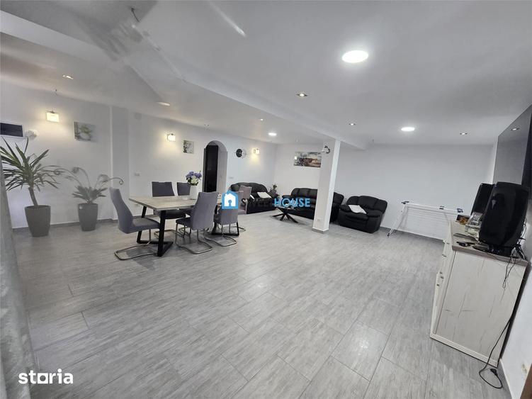 Casă cu 8 camere cu Teren 3000 Mp în Beclean