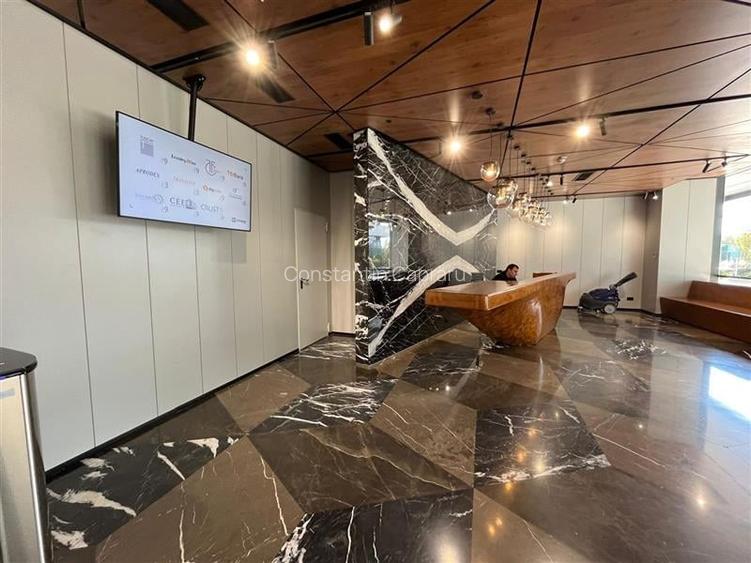 Birou de inchiriat in Hyperion Towers