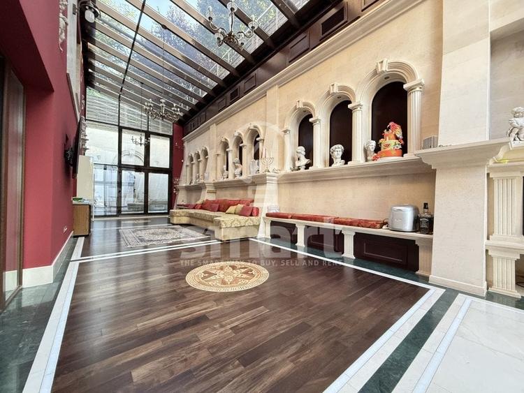 Casa cu 2 unitati locative - 1