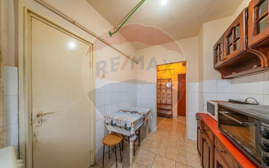 Apartament de vanzare 3 camere Chisineu Cris - 3