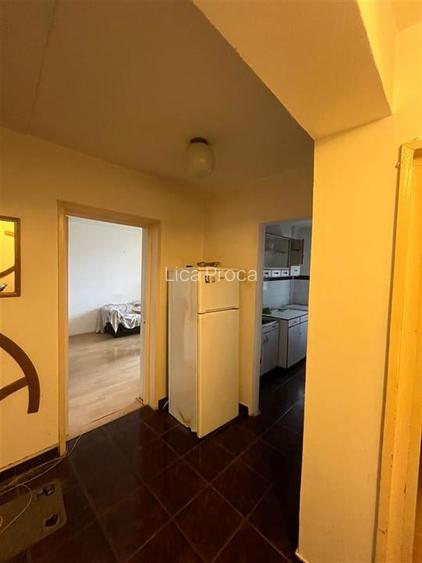 Apartament 3 camere, GARA, etaj 1/4, 55 mp, LIBER! Apartament 3 camere, GARA, etaj 1/4, 55 mp, LIBER!