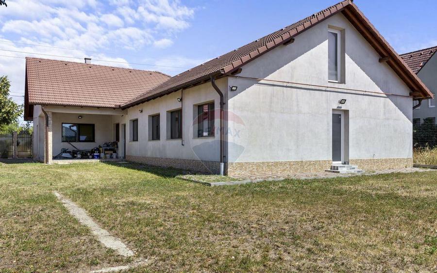 Casa noua 246 mp cu teren 1363 mp de vanzare Sannicolau... - 4