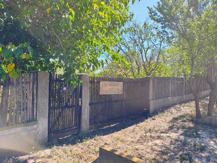 Casa de vanzare +loc +anexe - 5