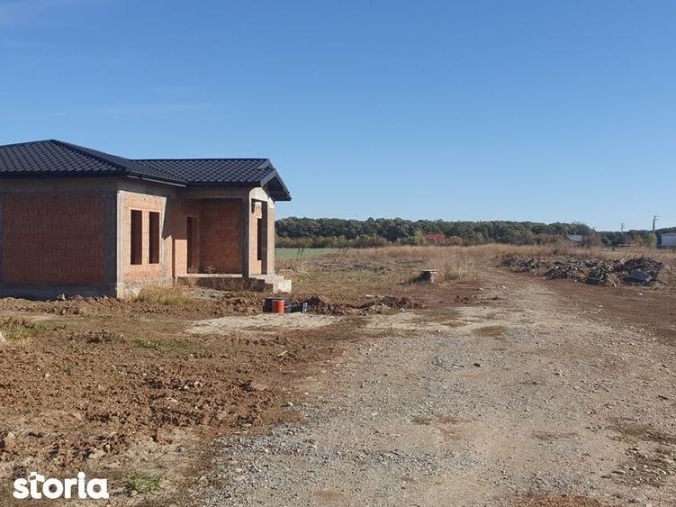 Vila Balotesti, padure,'la rosu',bransata la utilitati 99000 euro - 9