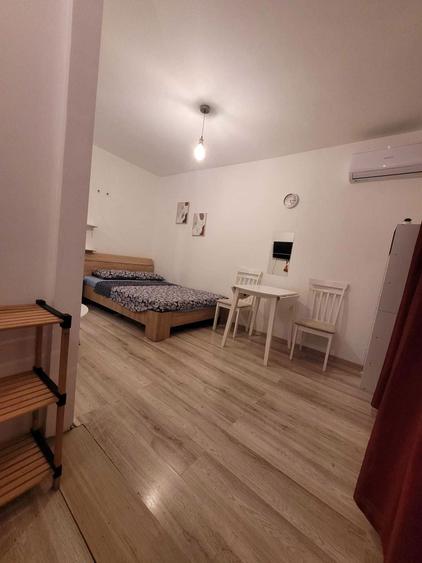 Proprietar,inchiriez garsoniera in zona Piata ALBA IULIA - 1