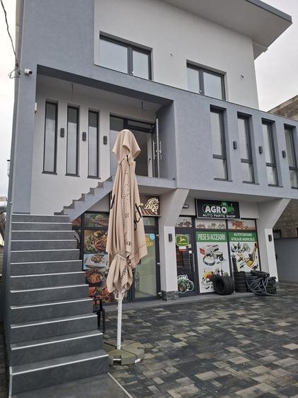 Inchiriez Spatiu Comercial bvd.Nicolae Romanescu - 5