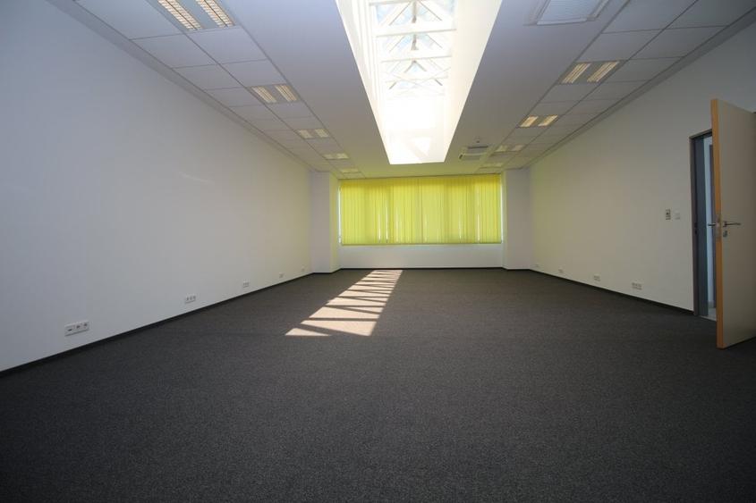 Cladire de birouri, spațiu open de 72 mp - 6