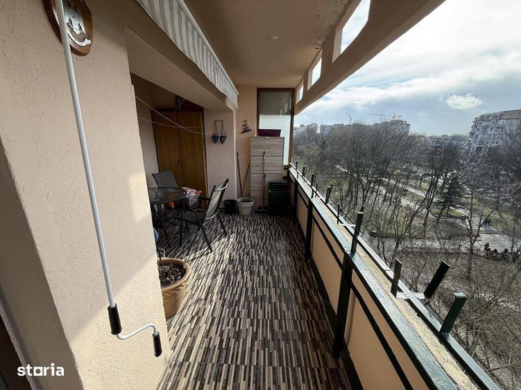 Apartament 3 camere zona Tomis II - 2