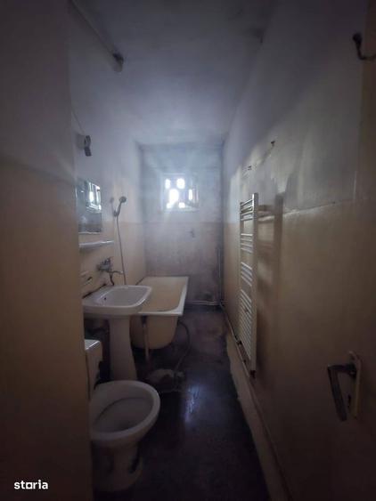 De vanzare apartament cu 2 camere si balcon, 38.000 euro - 5