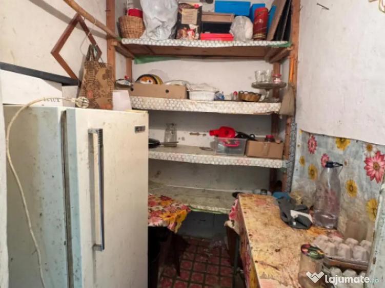 Casa 78 mp, teren 5.8 ari, utilita?i, zona Ferneziu - 6