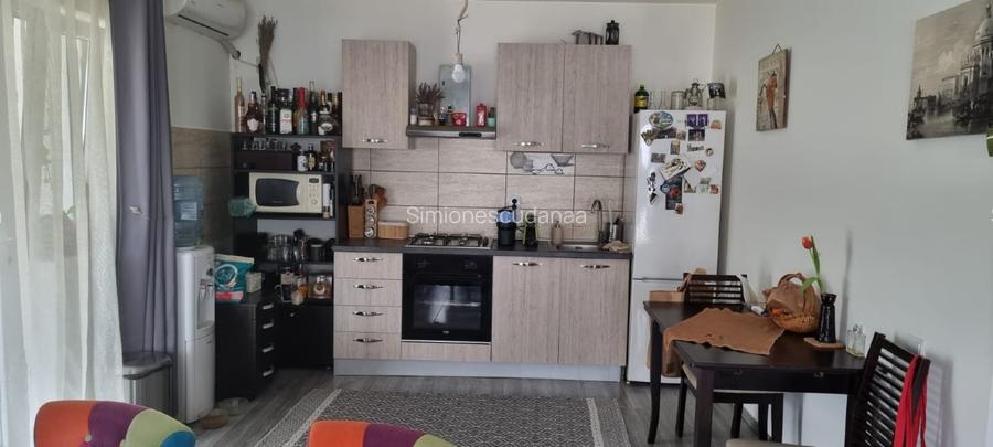 Casa cu 3 camere Casa cu 3 camere