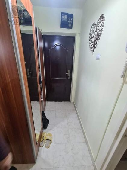 3 camere decomandat - ETAJ 2 - BLOC ANVELOPAT - zona GIURGIULUI - 7