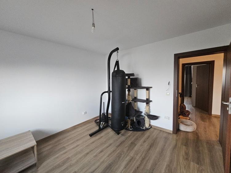 Duplex nou, 5 camere, P+E, cu perete despărțitor dublu, Dumbrăvița, comision 0% - 23