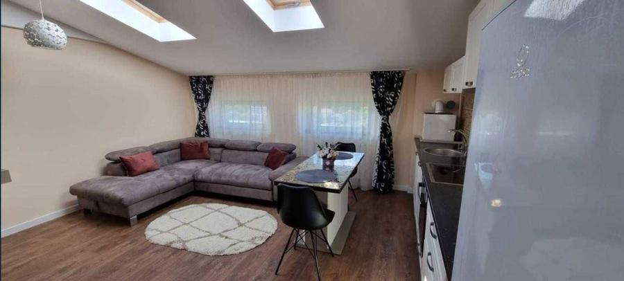 Inchiriez apartament 2 camere semi-decomandat, open space - 6