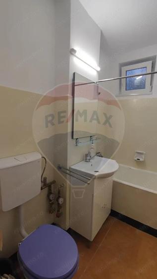 De inchiriat apartament 3 camere spatios etaj 1 Splaiul Crisanei - 1