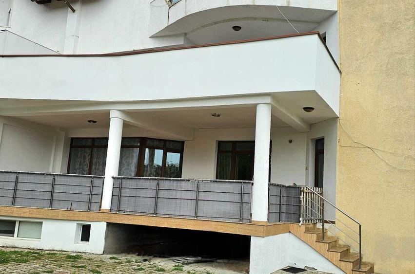 Apartament premium - 3 camere in vila, terasa 25 mp - 8