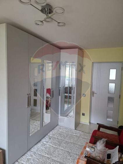 Apartament cu 3 camere de închiriat - 3