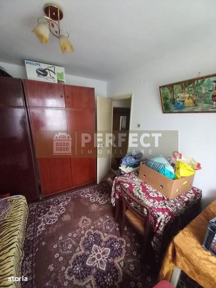 Ap.2 camere PARTER str.Bahluiului-Vest 54500 euro - 8